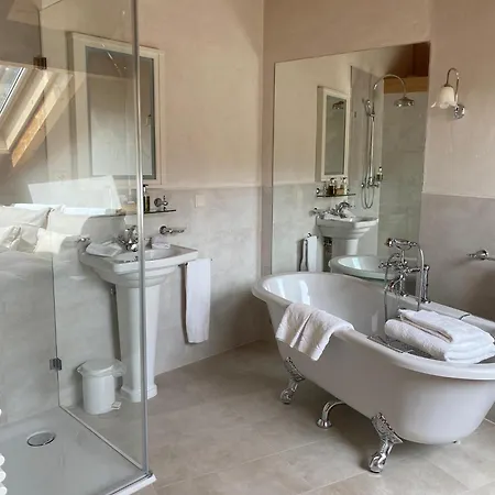 Im Boutique-hotel Alpenrose * Schonried